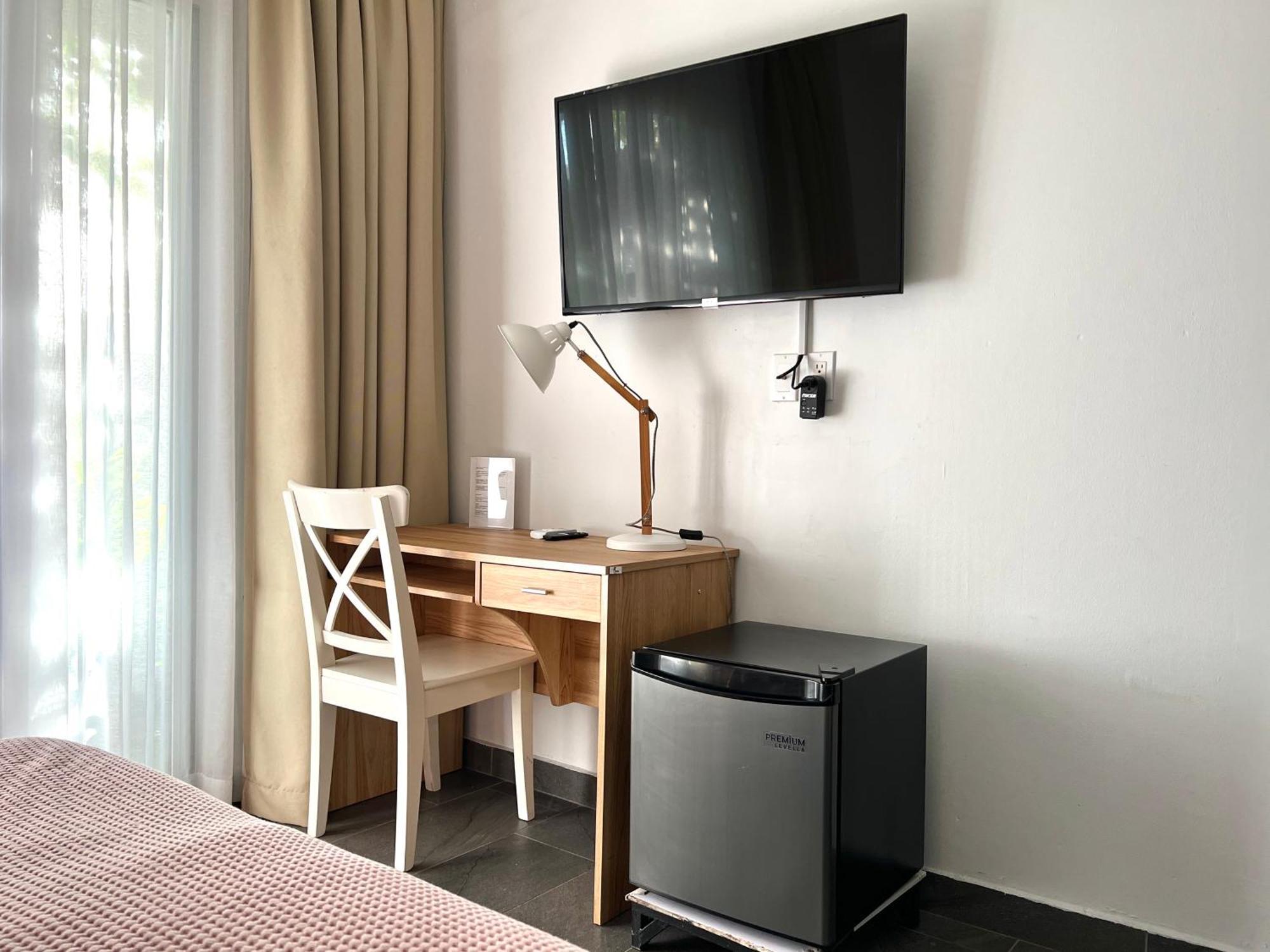 Villa Famiri Boutique Hotel Парамарибо Екстериор снимка