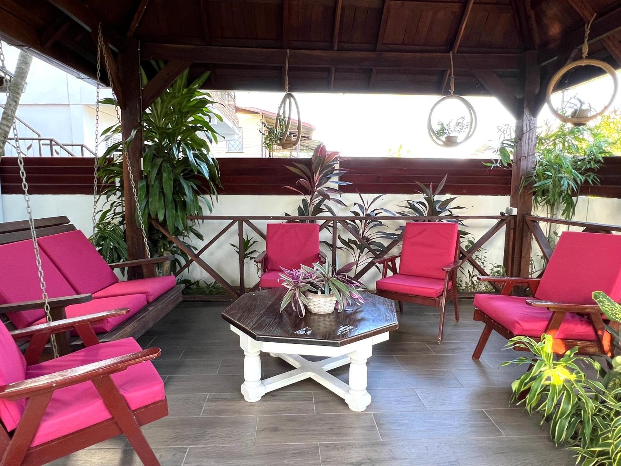 Villa Famiri Boutique Hotel Парамарибо Екстериор снимка